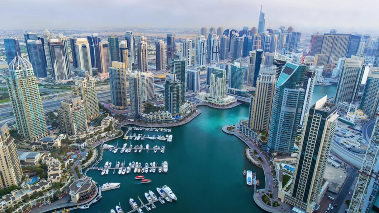 Over Half of Dubai Property Deals Cash-Based, Keeping Market Stable Amid Global Monetary Shifts
